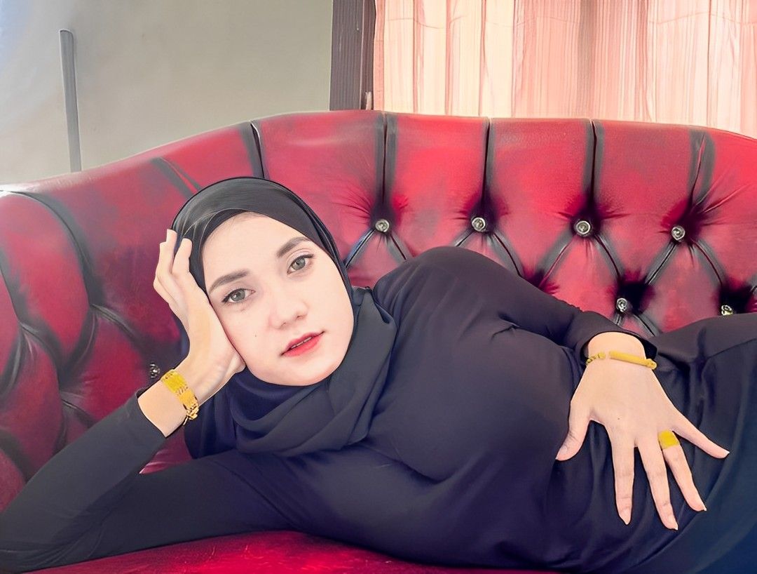 Indo Viral Lagi Hijab Wiwik Dengan Om Sangat AGresif Di Sebuah Hotel Bintang Lima Terbaru 2025
