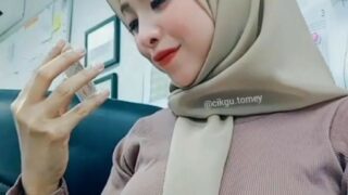 Hijab Lagi Viral Menjadi Salah Satu Incaran Netizen Abg Di Media Sosial Indonesia