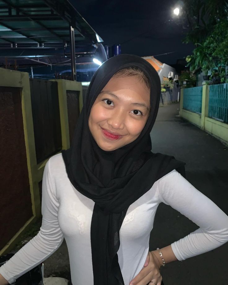 10 Trending Viral Indonesia Video Wiwik Abg Viral 2025 Anjay Hijab Kebaya