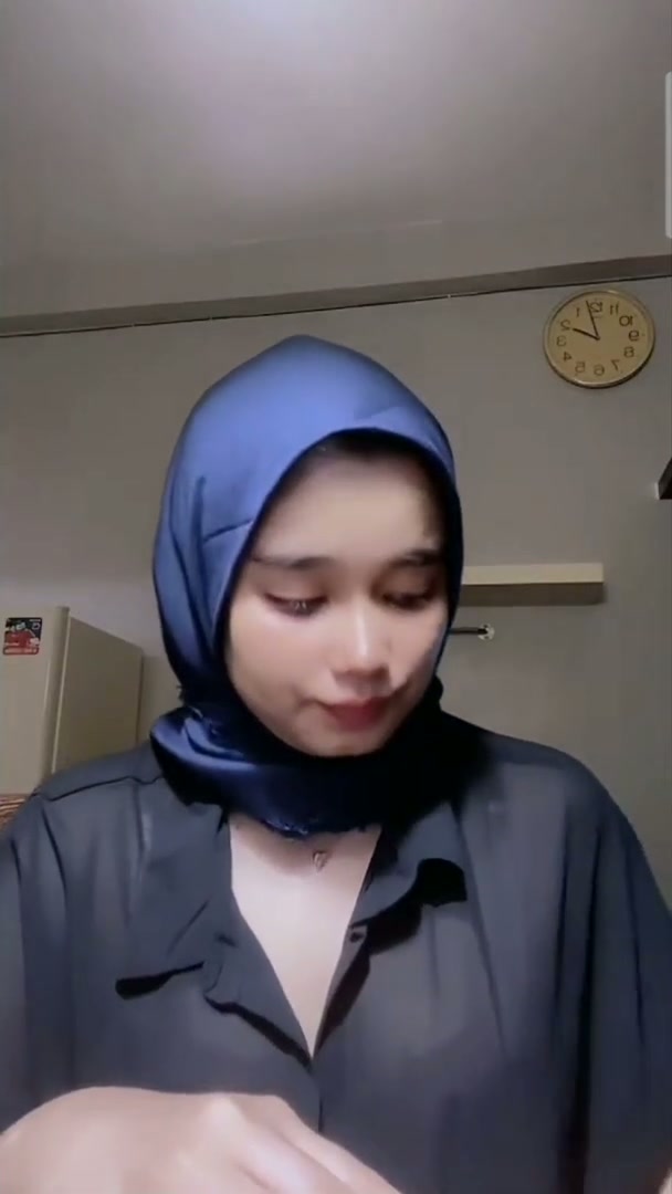 Tante Hijab Tutorial Wiwik Sampe Muntah Top Trending Global Indonesia 2026