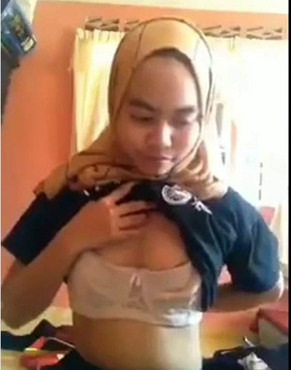 New Yandex Viral ABG Jilbab Inara Kebaya Merah Tutorial Wiwik Ulekan Panas Posisi Atas Trending Global Video Indonesia Terbaru 2026