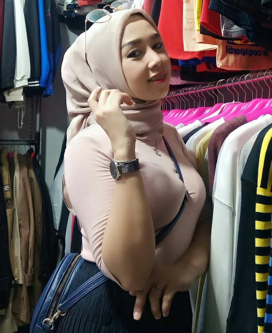 Viral ABG Bök3p 2025 Hijab No Sensor Langsing Buah Dada Besar Perawat Rides